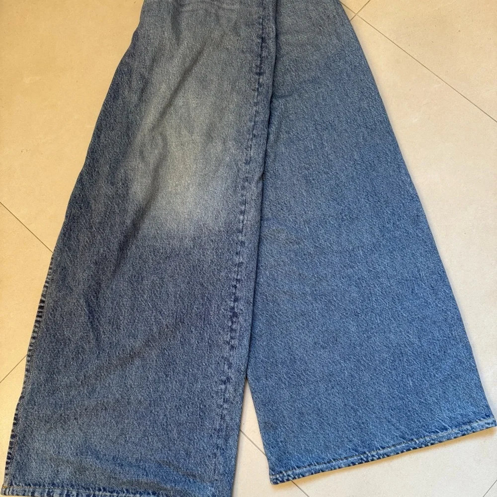rag & bone Light Blue Boyfriend Jeans - Picture 5 of 8